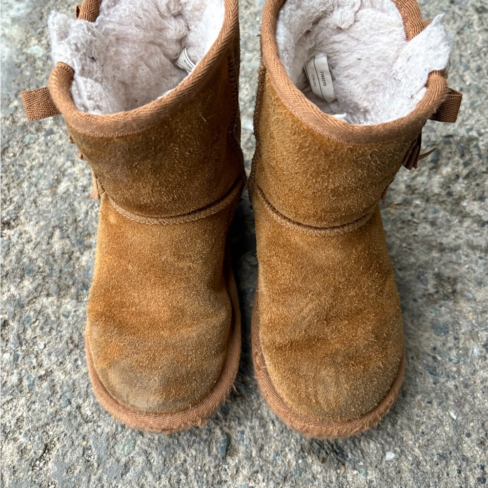 Size 9 Uggs